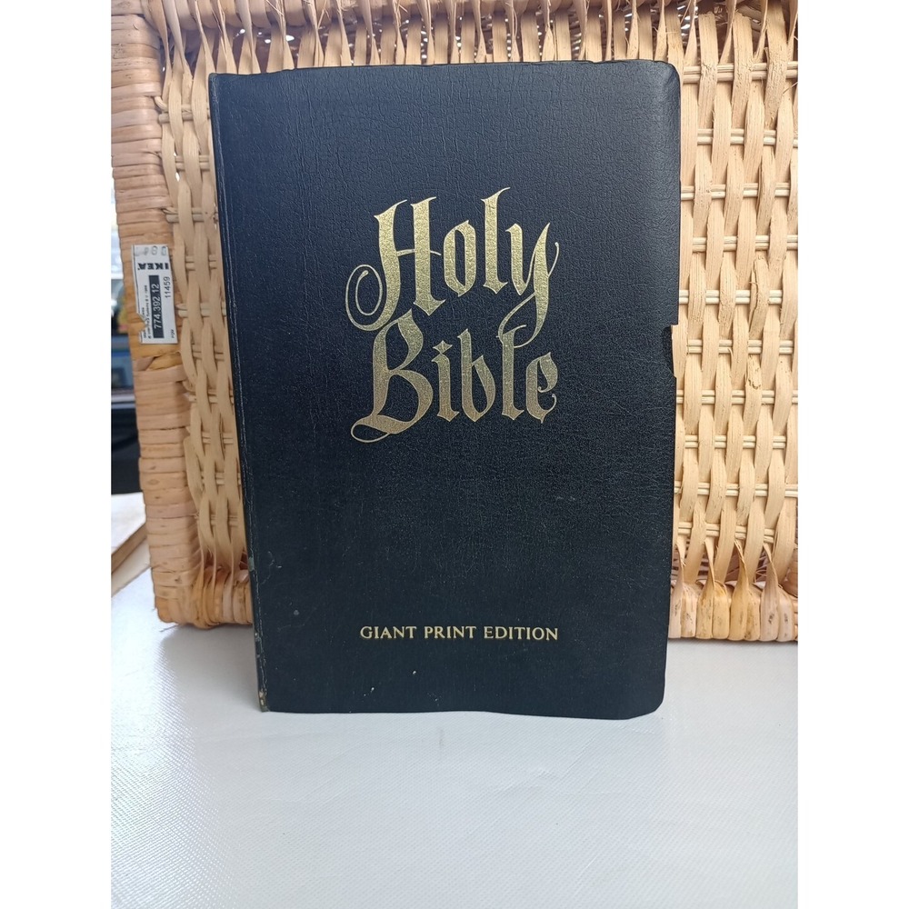 HOLY‎ BIBLE PICTORIAL EDITION of the Giant Print BIBLE Regency Publishing 1973